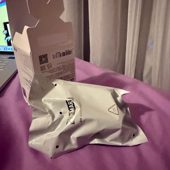 Enjoy Oneself - Skullpanda The Warmth - Picture 2 of 5